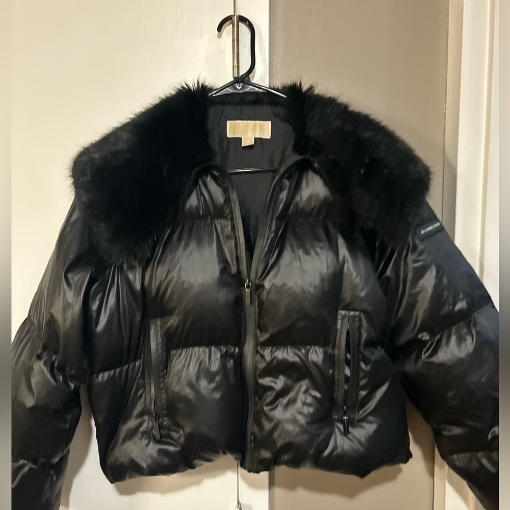Michael Kors Shiny Black Puffer Jacket with Faux Fur Collar